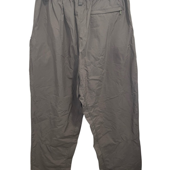 Columbia Men's Taupe Cargo Pants - Picture 3 of 7